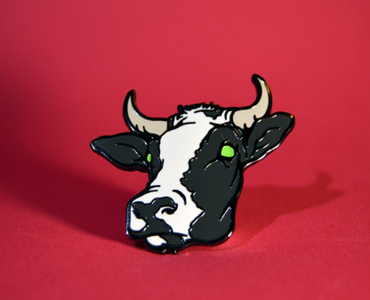 Green-Eyed Alien Cow Pin – Hard Enamel